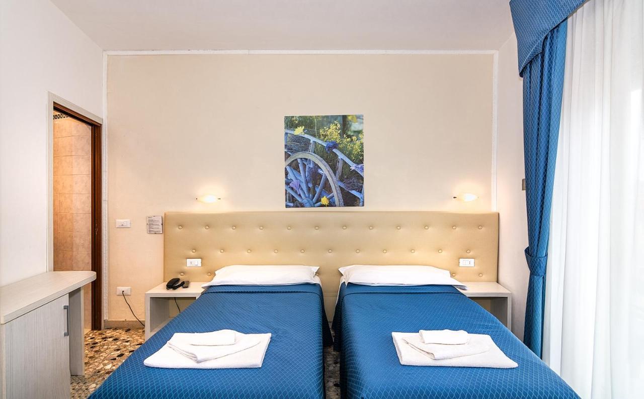 Hotel Caribe ヴィアレッジョ エクステリア 写真