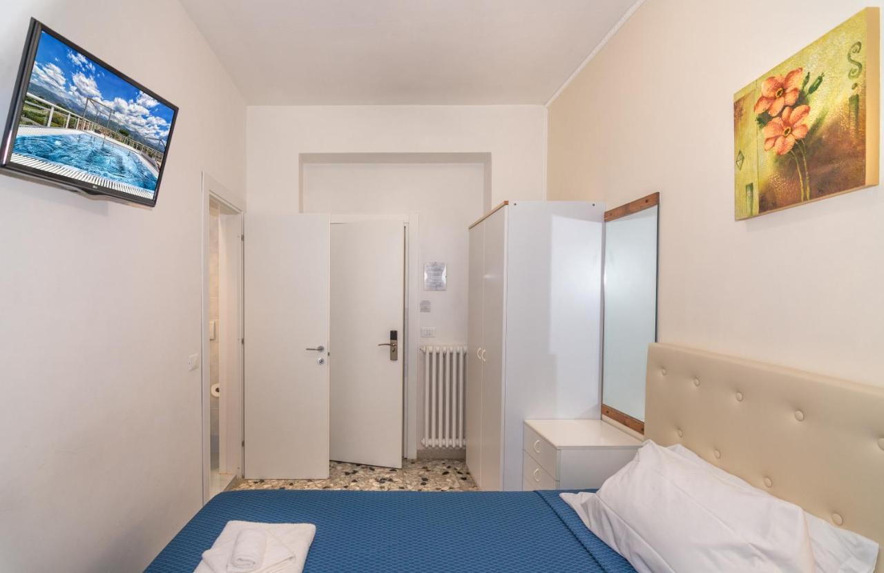Hotel Caribe ヴィアレッジョ エクステリア 写真