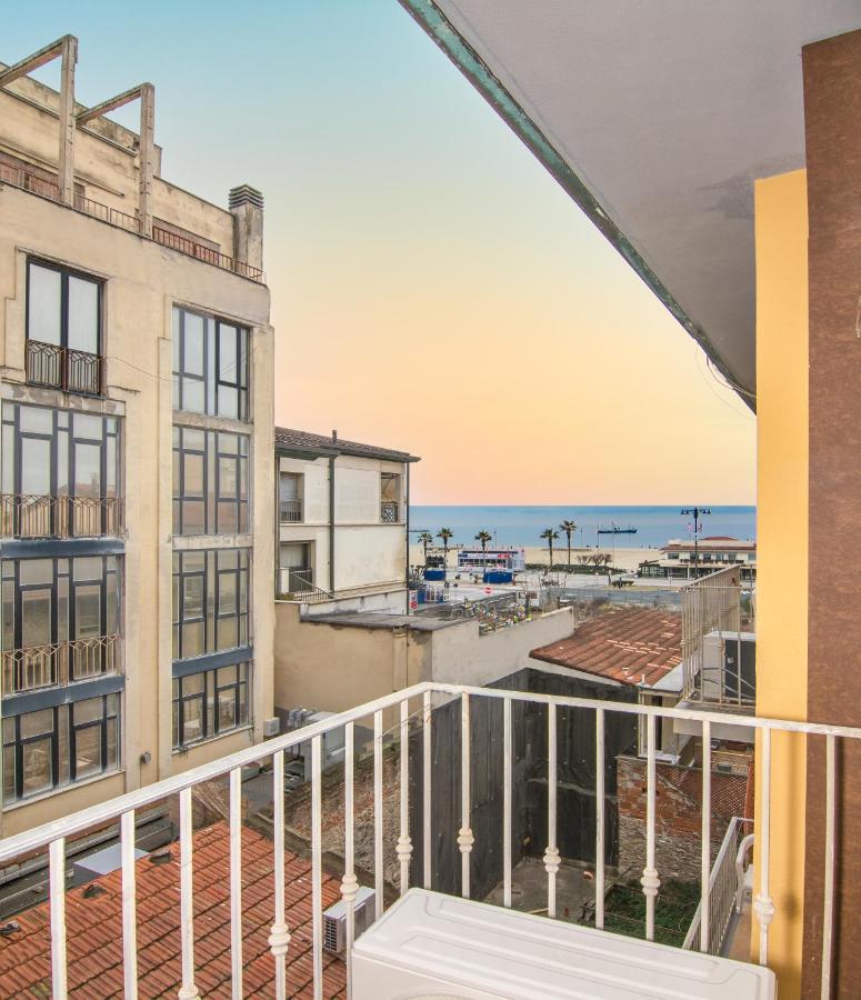 Hotel Caribe ヴィアレッジョ エクステリア 写真