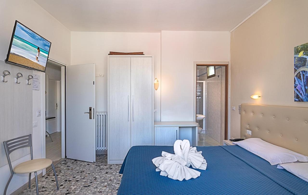 Hotel Caribe ヴィアレッジョ エクステリア 写真