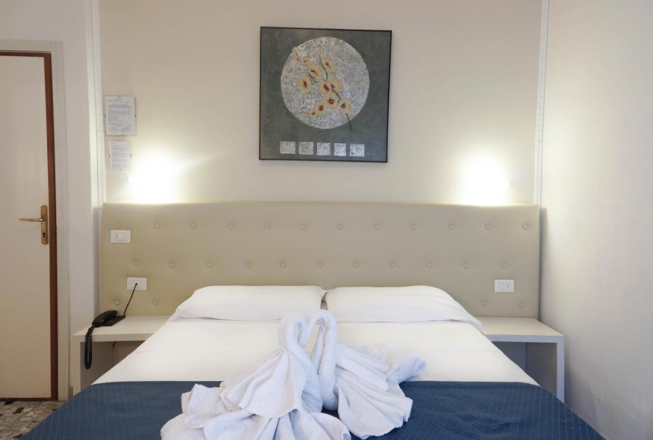 Hotel Caribe ヴィアレッジョ エクステリア 写真